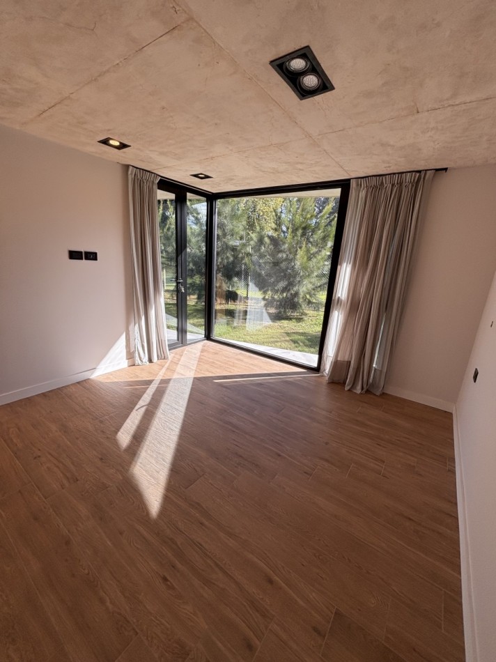 Casa 3 Amb. - con Piscina - Barrio Privado Arenas Chico