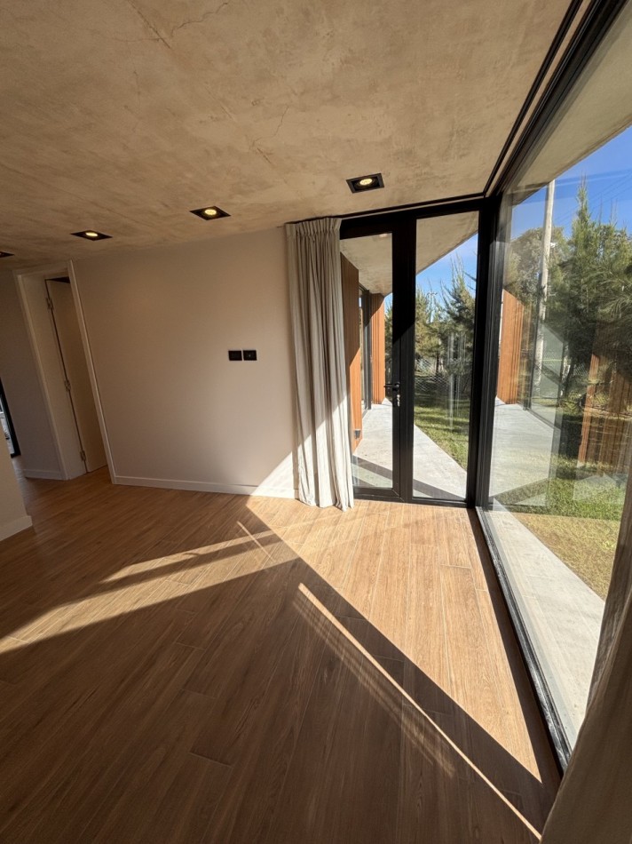 Casa 3 Amb. - con Piscina - Barrio Privado Arenas Chico