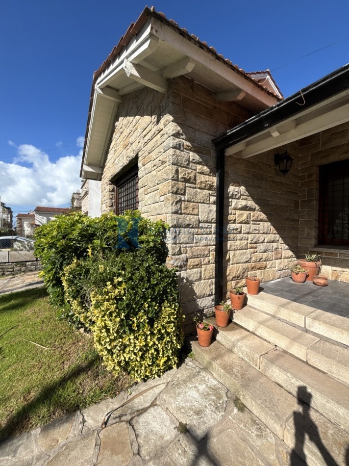 Chalet 5 Amb. a 1 Cuadra del Mar - Mogotes Residencial