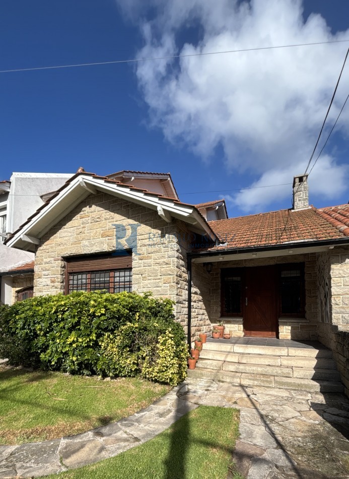Chalet 5 Amb. a 1 Cuadra del Mar - Mogotes Residencial