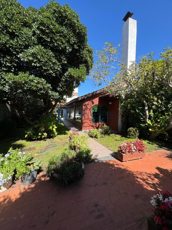 Chalet 5 Amb. Apto credito.Quincho, Garaje y Jardin - La Perla Norte
