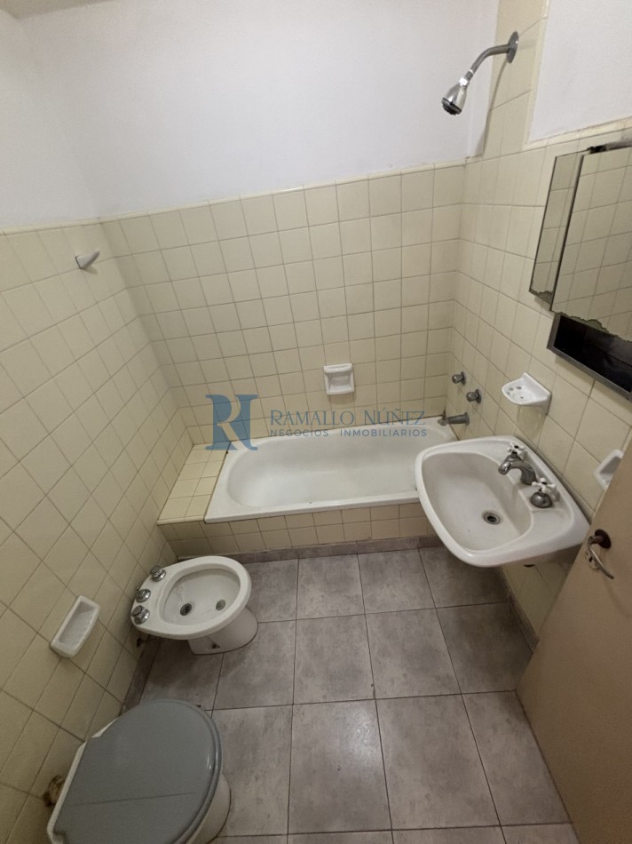 RETASADO Dpto. 3 Amb. - Torres Alvear y Solis 