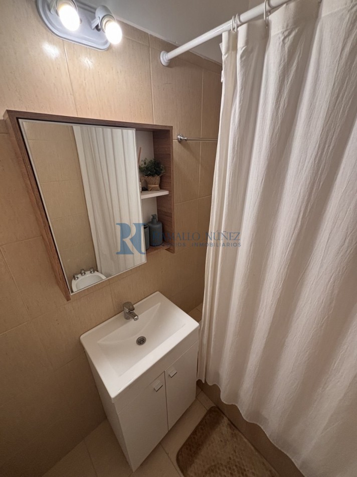 Dpto. 3 Ambientes Vista al Mar - Bolivar y Mendoza - Torreon del Monje