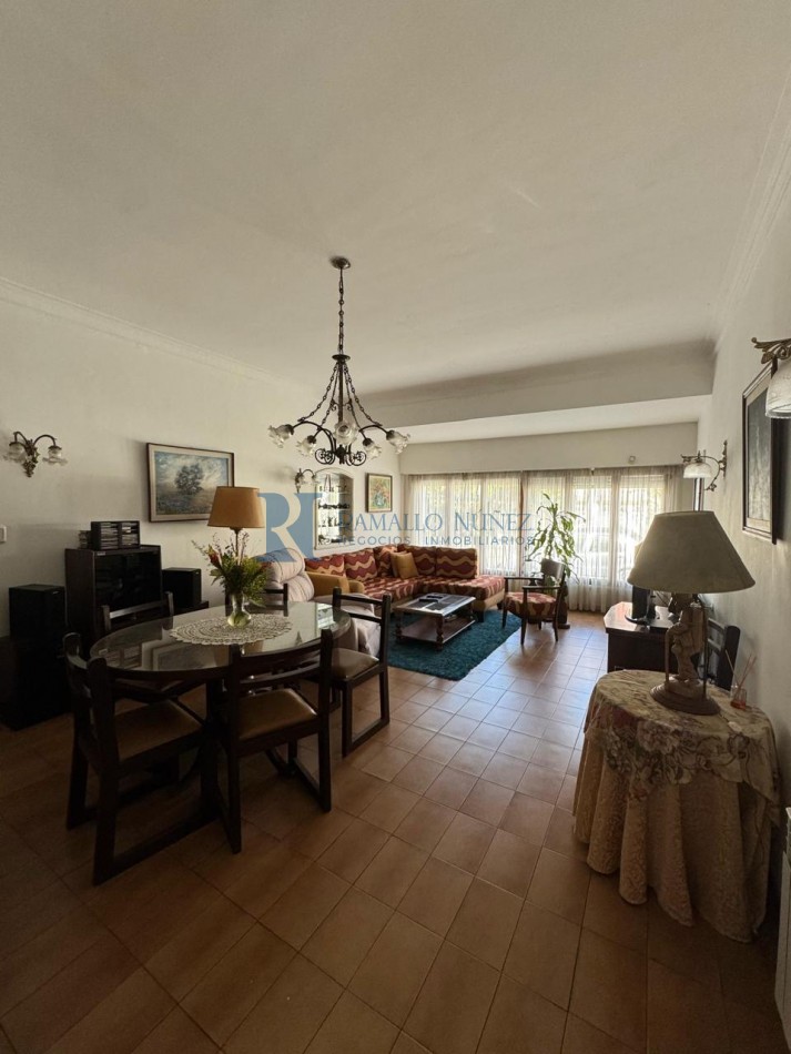 Chalet 5 Amb. Apto credito.Quincho, Garaje y Jardin - La Perla Norte